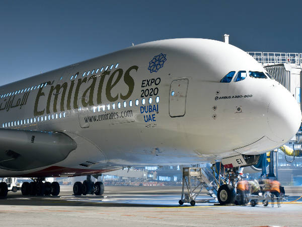 എമിറേറ്റ്‌സ്