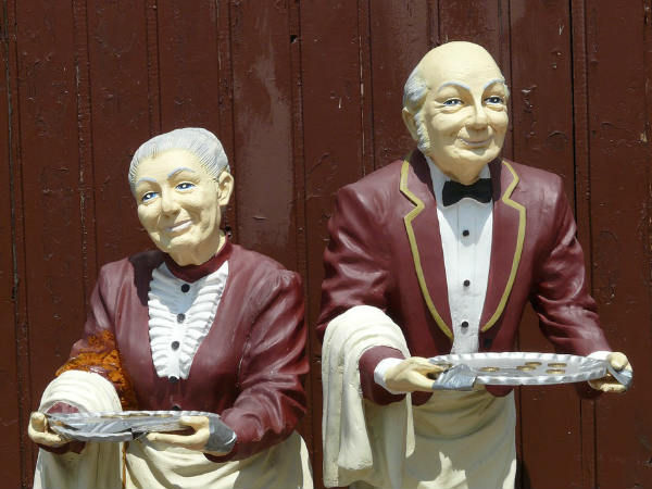 ഫലമില്ലാത്തതിനെ കൊന്നു കളയും