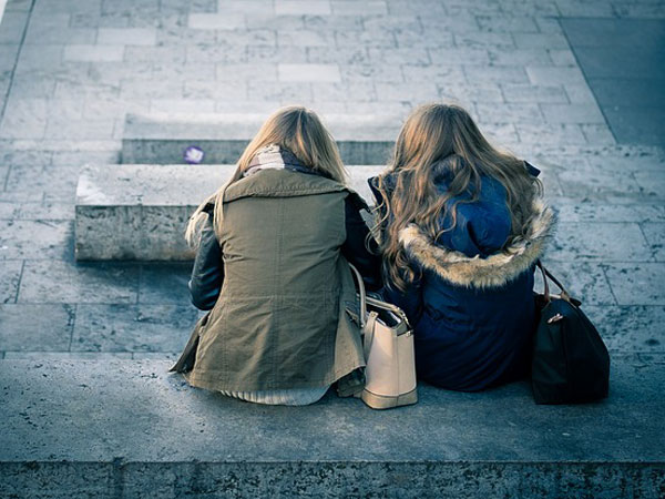 ബന്ധങ്ങളെ അരിച്ചെടുക്കുക