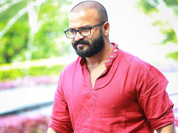 കോളേജിലെ ചുള്ളന്‍ ചെക്കന്‍