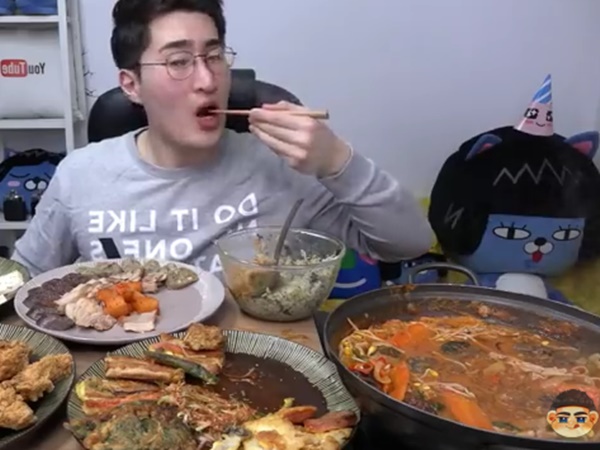 ഡിന്നര്‍ പോണ്‍