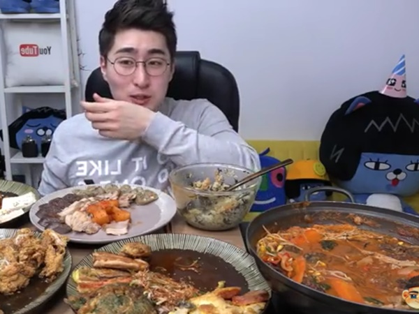 ഭക്ഷണമാണ് കാര്യം