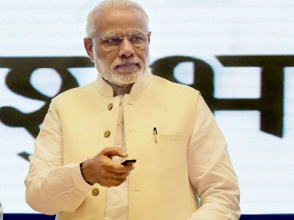 മുഖ്യമന്ത്രിയെ പുറത്താക്കി മുഖ്യമന്ത്രിയെ പുറത്താക്കി