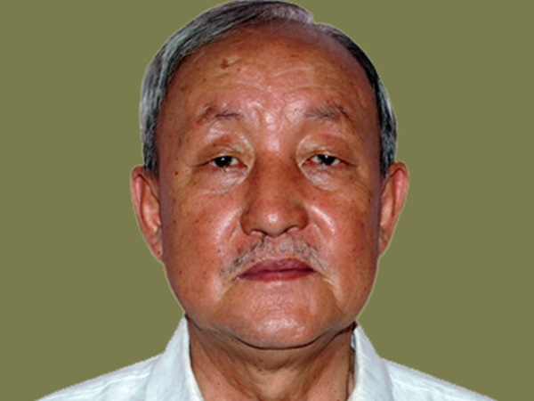 വിമതര്ക്കൊപ്പം വിമതര്ക്കൊപ്പം