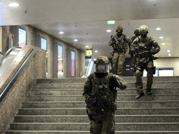 ചാവേര്‍