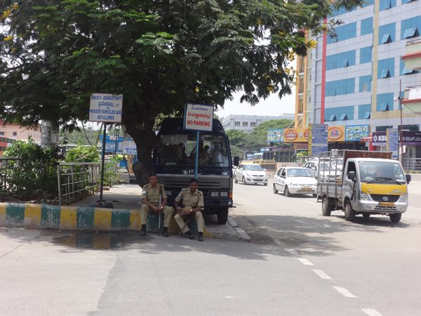  പത്രം, പാല്‍ പ്രശ്‌നമില്ല 