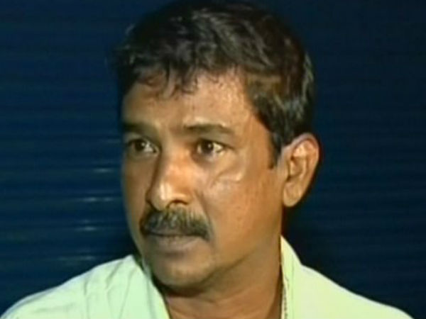 സെന്റ് തെരാസസിന് പിന്നില് സെന്റ് തെരാസസിന് പിന്നില്