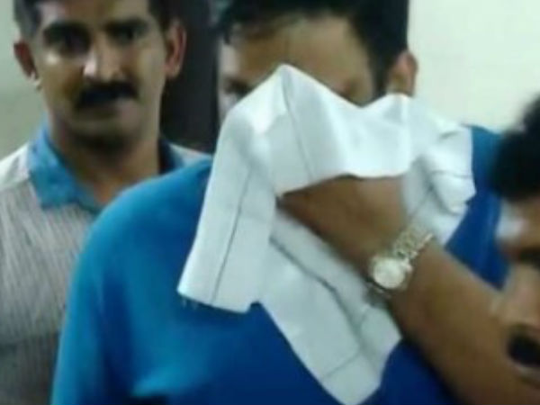 സിഗറ്റ് വലിയ്ക്കുമ്പോള് സിഗറ്റ് വലിയ്ക്കുമ്പോള്