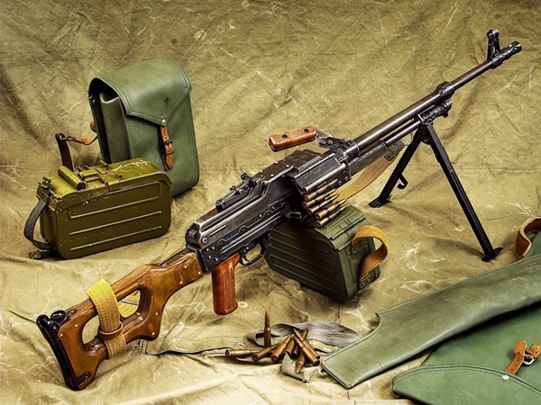 വിദേശികള്‍ക്ക്