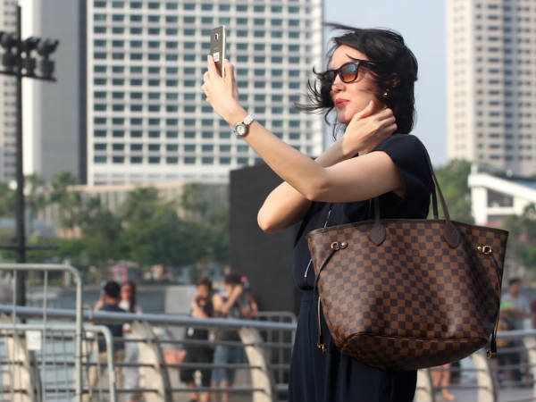 അമ്മ വിളിക്കുന്നു