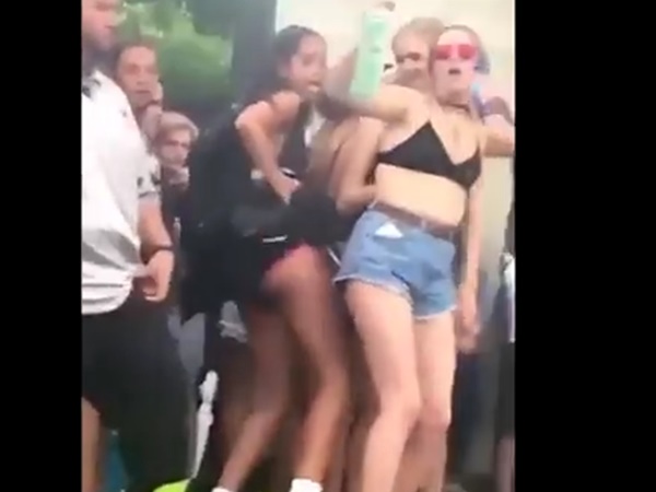 ഒബാമ കഞ്ചാവ് വലിച്ചിട്ടുണ്ട് ഒബാമ കഞ്ചാവ് വലിച്ചിട്ടുണ്ട്