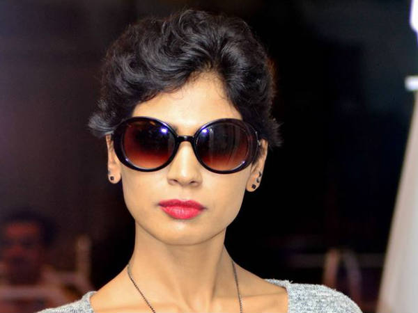 ഇടപാടുകാര്‍