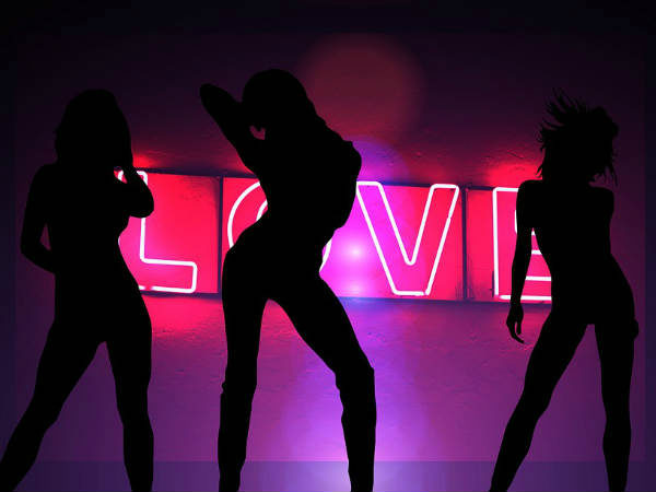 ബാര്‍ ഡാന്‍സര്‍