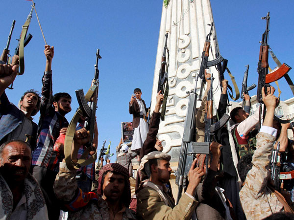 ഒറ്റയ്ക്കല്ല