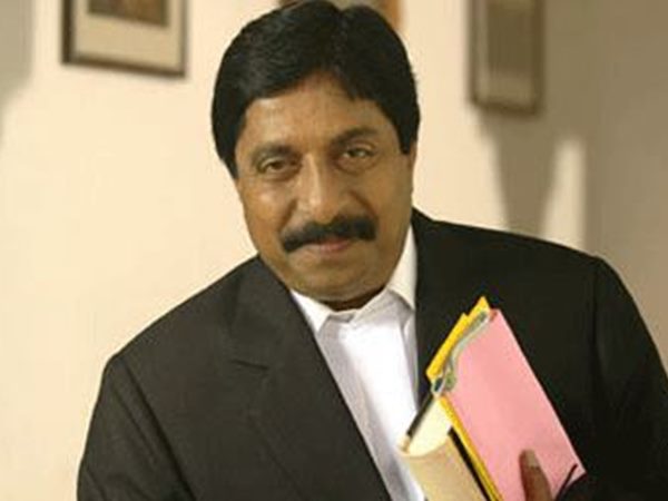 രാഷ്ട്രീയത്തിലിടപെടാം