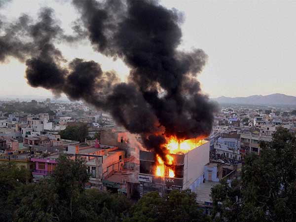  മിഡില്‍ ഈസ്റ്റ്