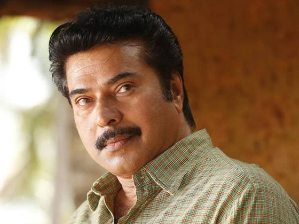 കാതോട് കാതോരത്തിലും 