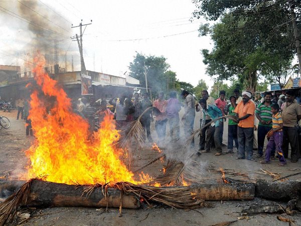 കത്തിക്കുന്നവര്‍