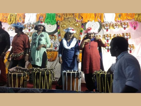 പെണ്‍പുലികള്‍