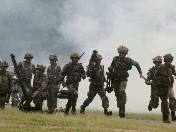 സൈന്യത്തിന്റെ തിരിച്ചടി