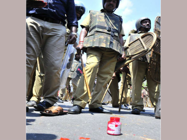 ഇനി പുറത്തിറങ്ങേണ്ട