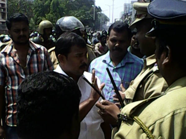 പ്രടോള്‍ പമ്പ് 