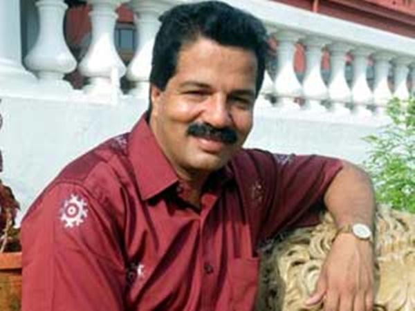 ചുമ്മാ ചോദിച്ച് വാങ്ങി ചുമ്മാ ചോദിച്ച് വാങ്ങി