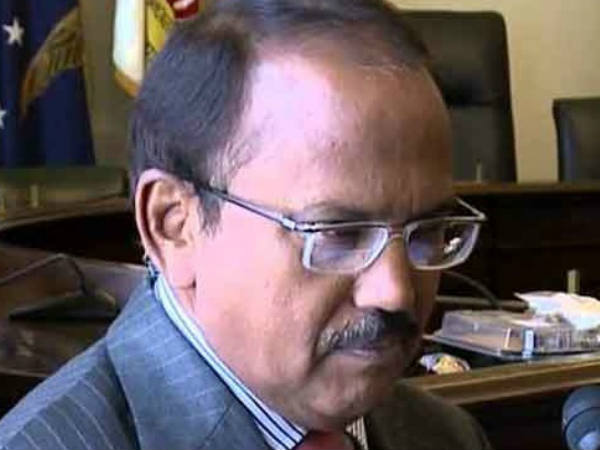 അണ്ടര്‍ കണ്‍ട്രോള്‍