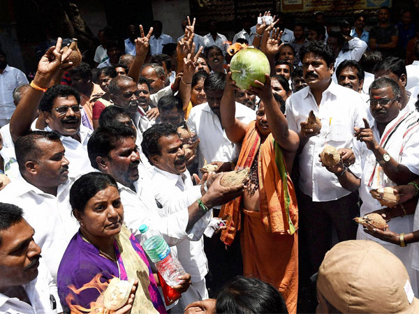 അപ്പോളോ ആശുപത്രിയില്‍