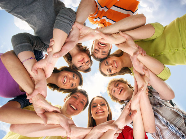 കൂട്ടിന് കാമുകന്മാരും കൂട്ടിന് കാമുകന്മാരും