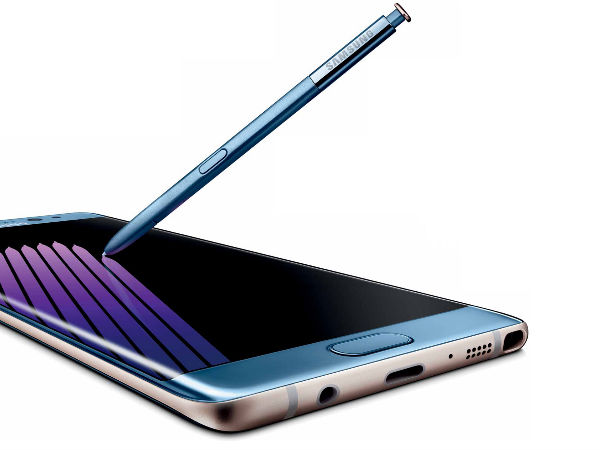 വിമാന യാത്രക്കിടെ 