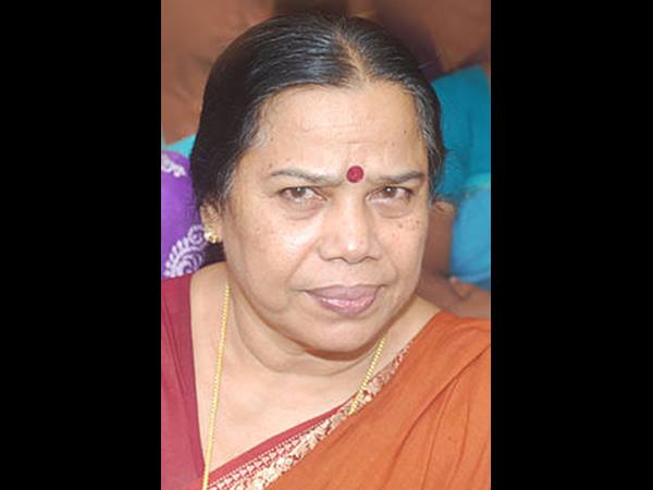 ജയരാജനെ പോലെ ശ്രീമതിയെയും