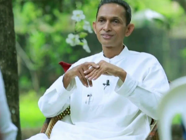 ഏത് ഡോക്ടറാണ്