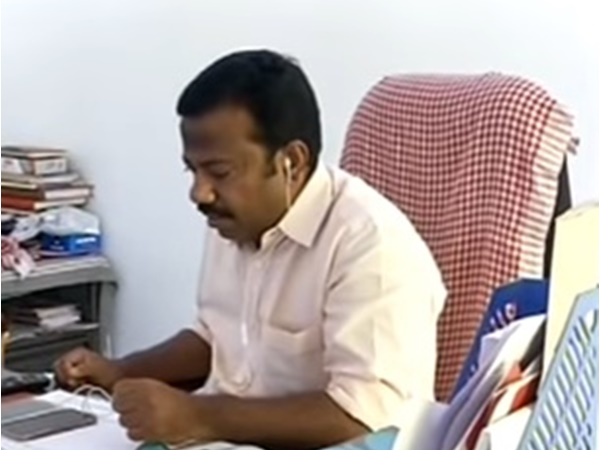 സക്കീര്‍ ഹുസൈനെ കണ്ടു