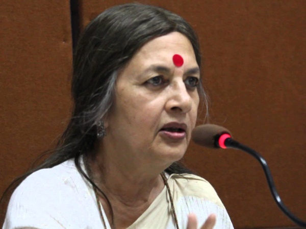 വൃന്ദ കാരാട്ട്