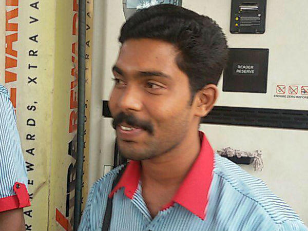  പെട്രോള്‍ പന്പ്