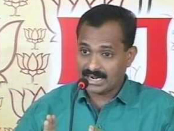 പ്ലിങ്ങിപ്പോയ വി വി രാജേഷ്