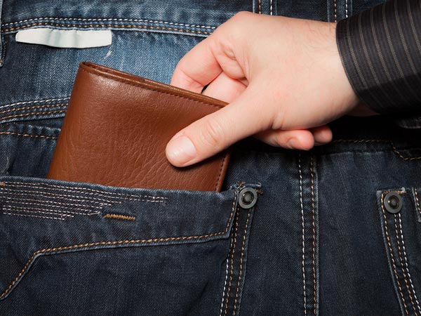 ഭാര്യമാരും പെട്ടു