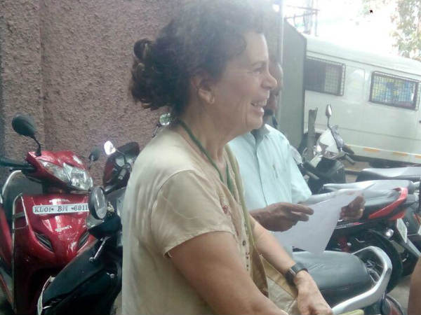 വിദേശികള്‍