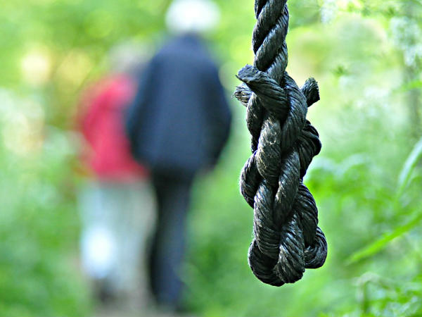  ഭര്‍ത്താവ് ആത്മഹത്യ ചെയ്തു