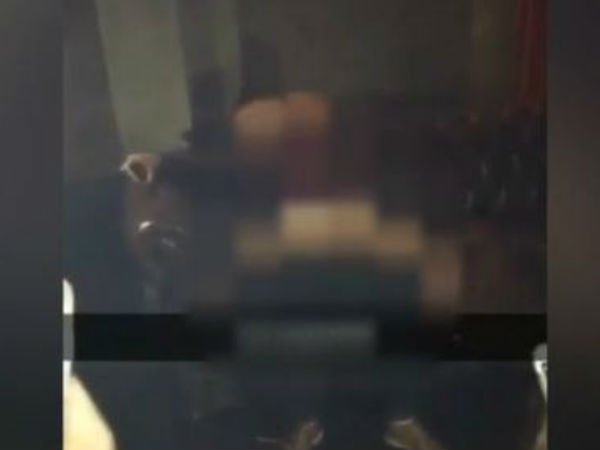 നൈറ്റ് ക്ലബ്ബില് നൈറ്റ് ക്ലബ്ബില്