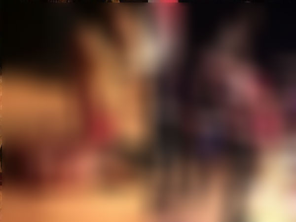 ട്വിറ്ററില് ട്വിറ്ററില്