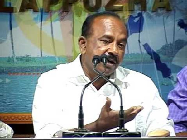 മൂന്ന് ലക്ഷം കാര്‍ഡുകളുടെ ഇരട്ടിപ്പ്