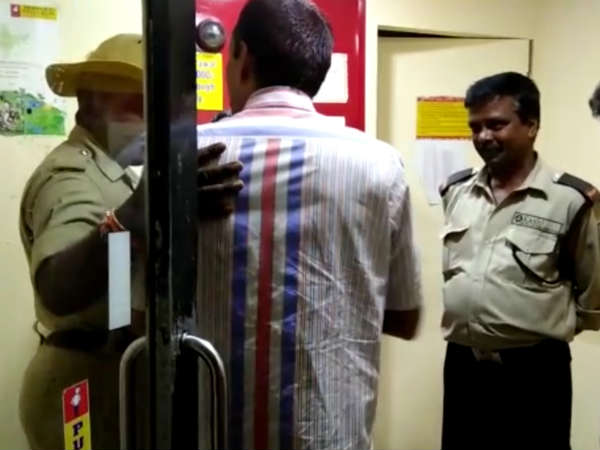ആദ്യ സംഭവമല്ല