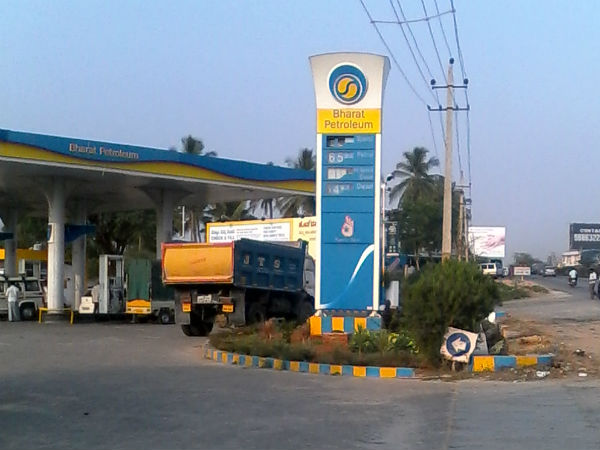 പണം പിന്‍വലിക്കാന്‍ കഴിയില്ല