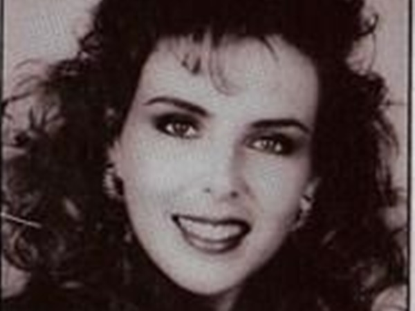  കാമുകനെ വെടിവച്ച് കൊന്നു