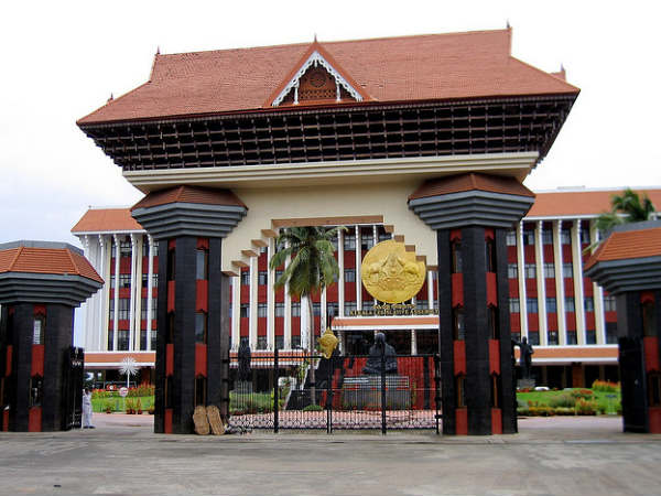 ആരാണീ എം എല്‍ എ