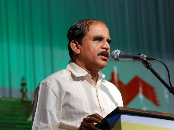 ചിരിപ്പിച്ചു കൊല്ലൂല്ലോ