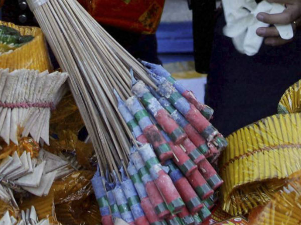 പടക്കം ആരോഗ്യത്തിന് വെല്ലുവിളി