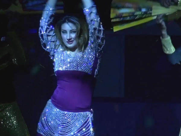 പിന്‍തുടര്‍ന്ന് ആക്രമണം 